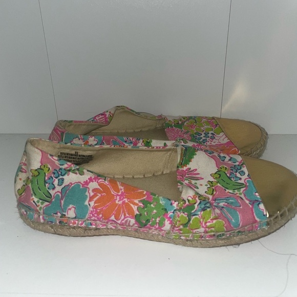 Lilly Pulitzer espadrilles floral espadrilles colorful flats gold cap toe flats - Picture 3 of 6